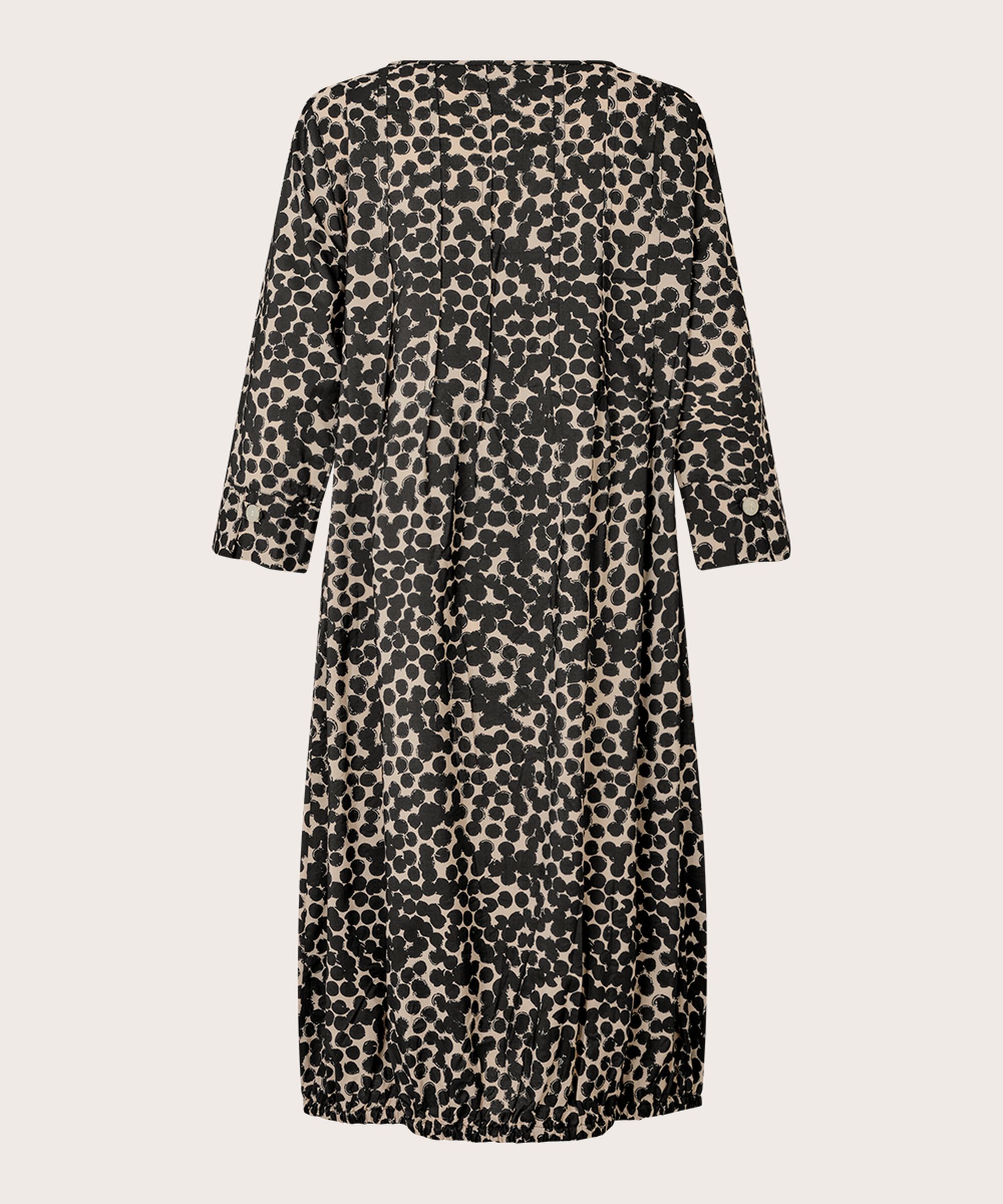 Nukkel Dress, Fog