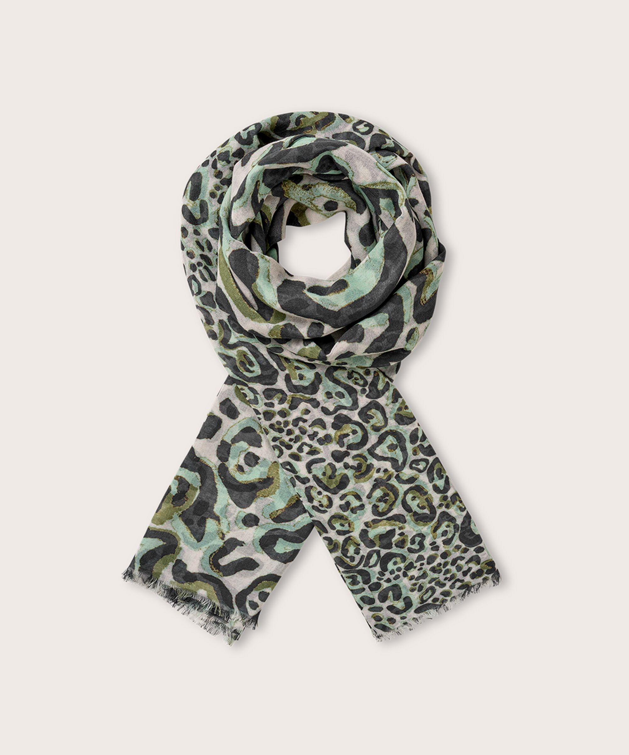Adeola Scarf, D. Lichen Green