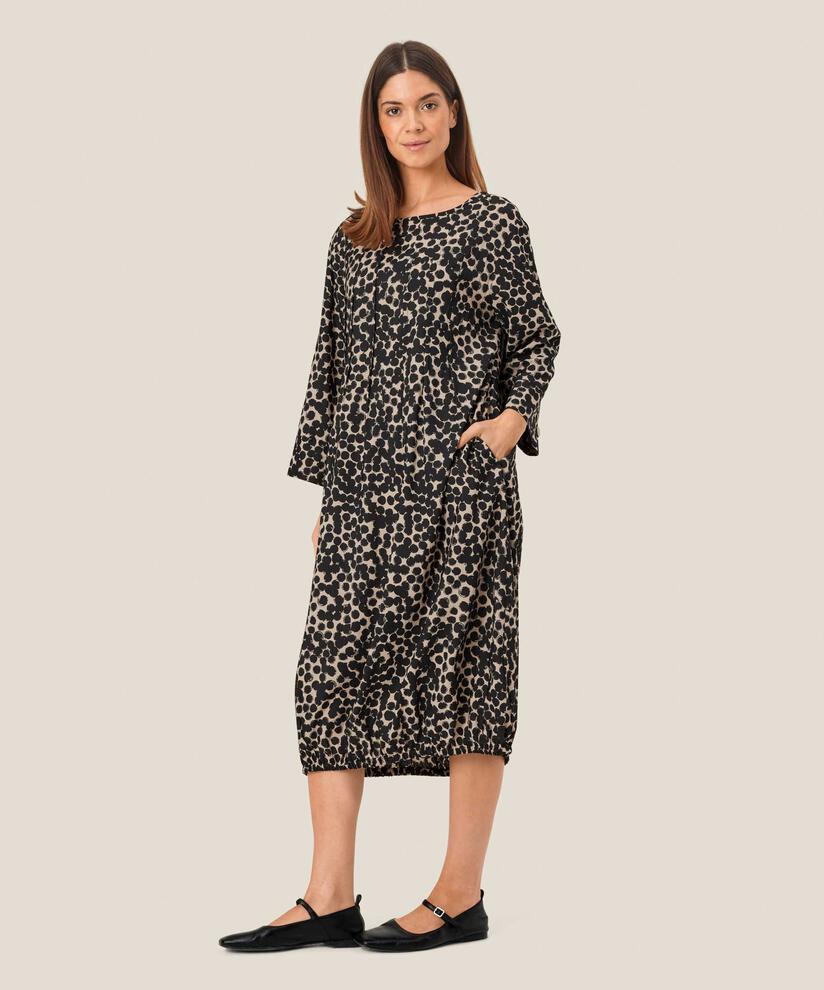Nukkel Dress, Fog