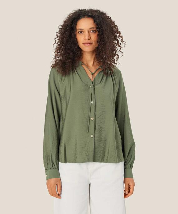 Iralea Shirt, Four Clover