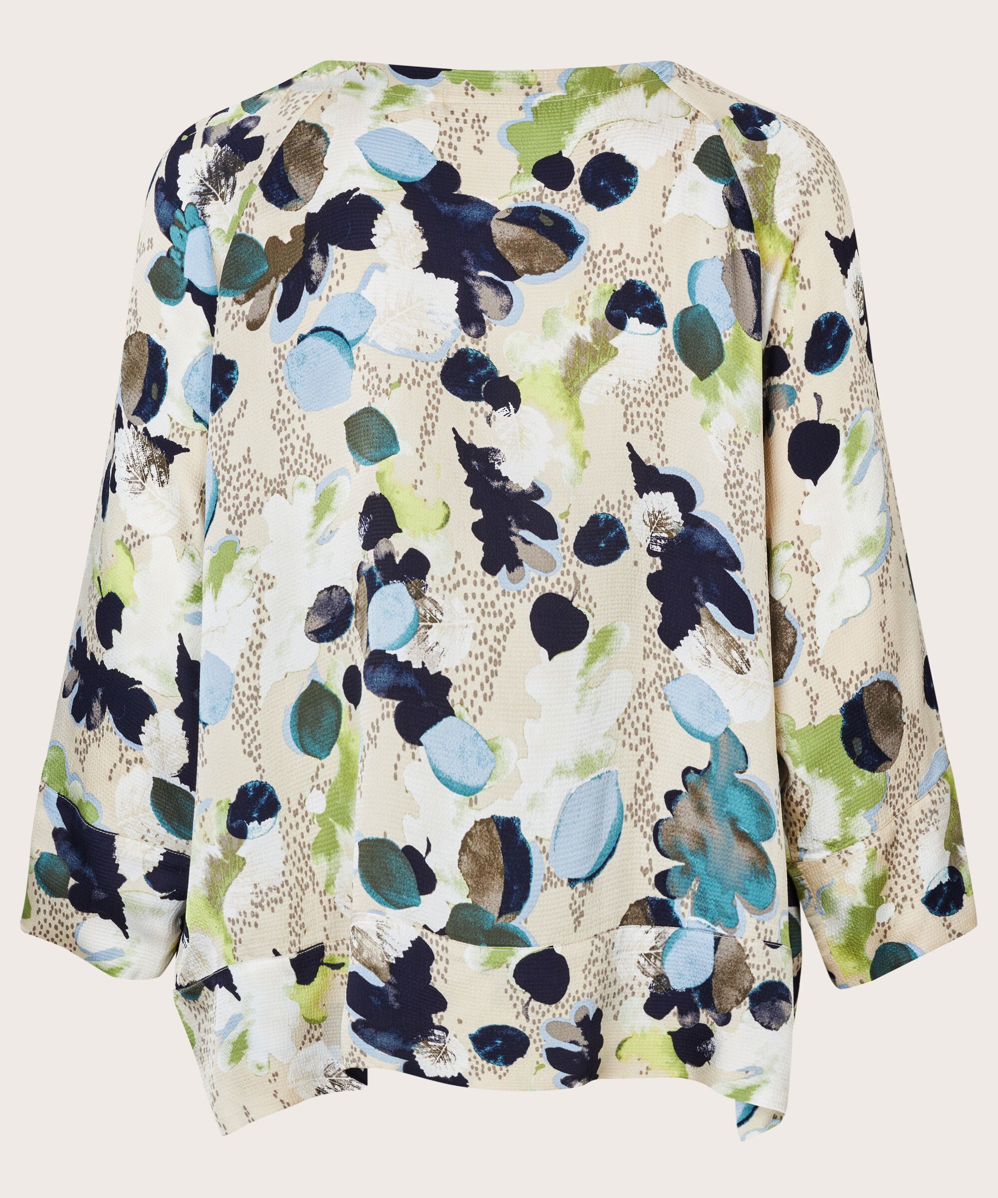Benika Blouse, Fog