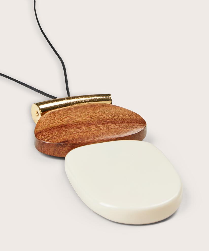 Ribola Necklace, Whitecap