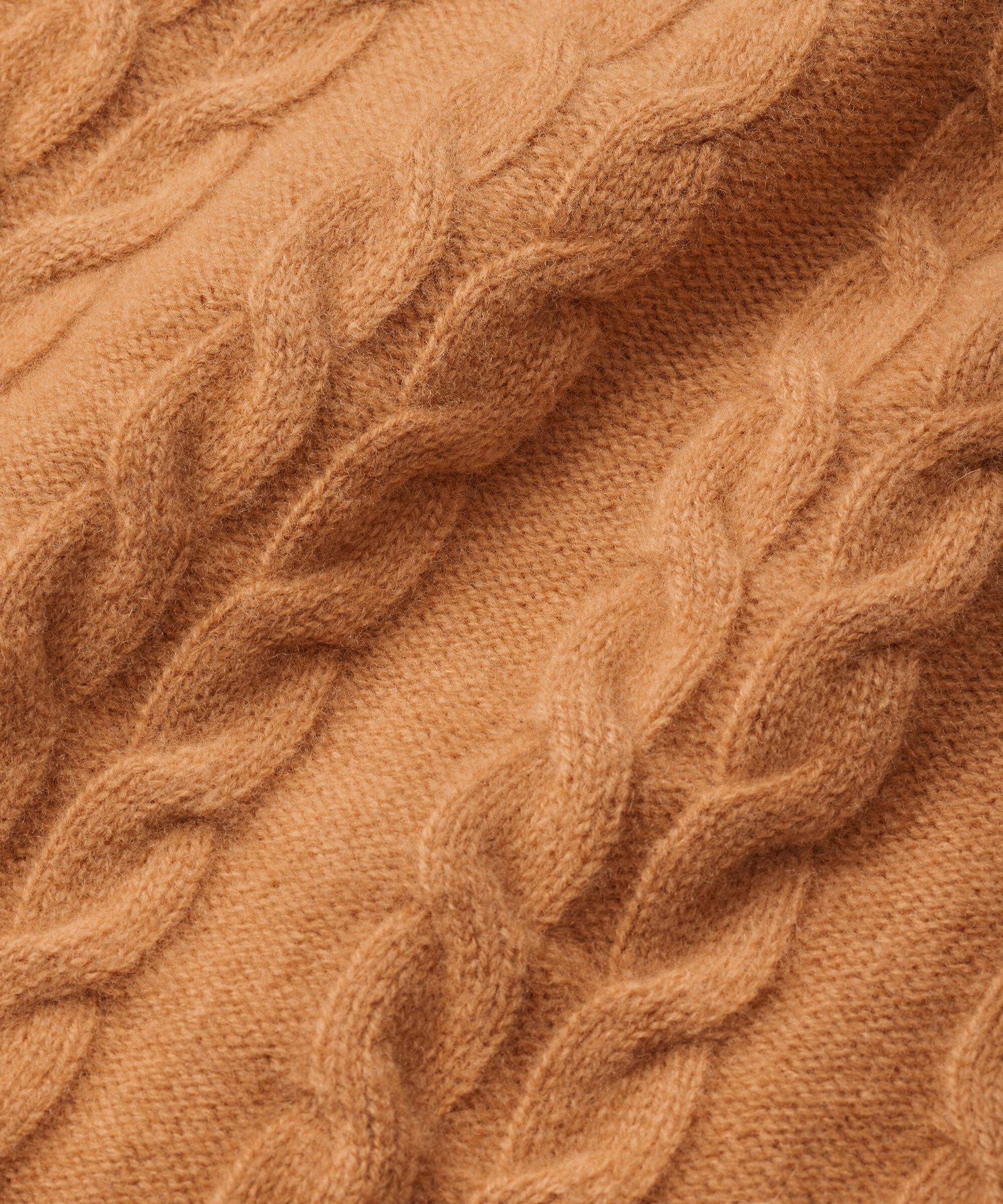 Faylah Jumper, Bisquit