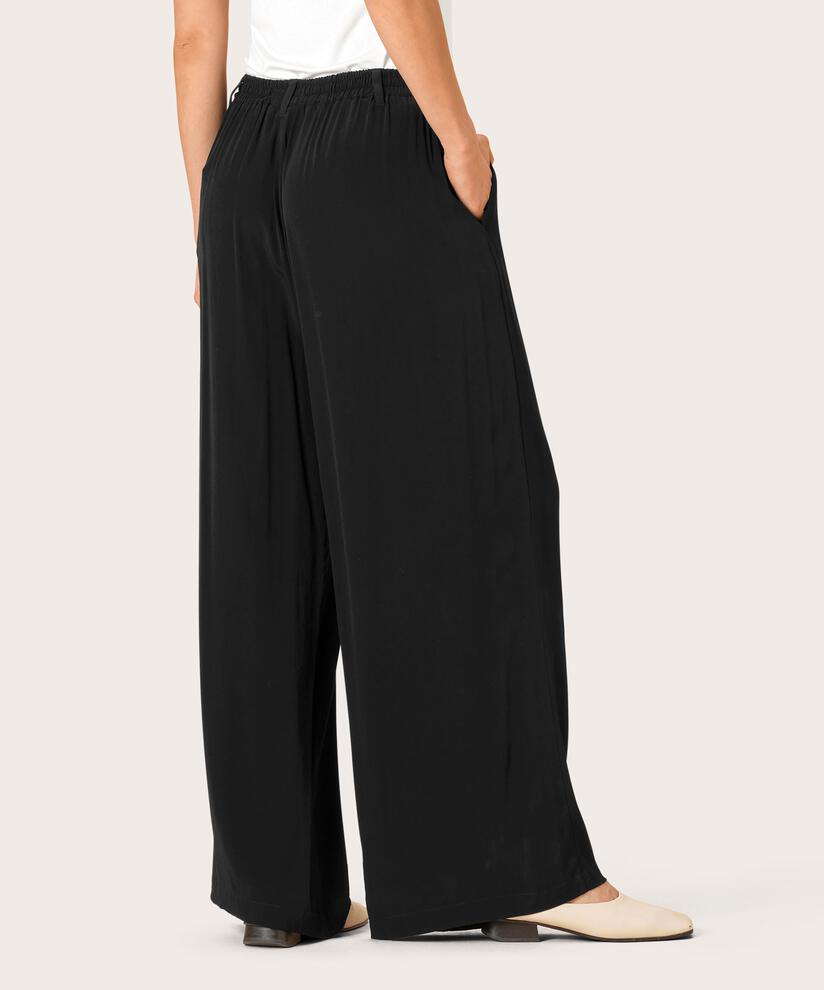 PERINUS TROUSERS, Black