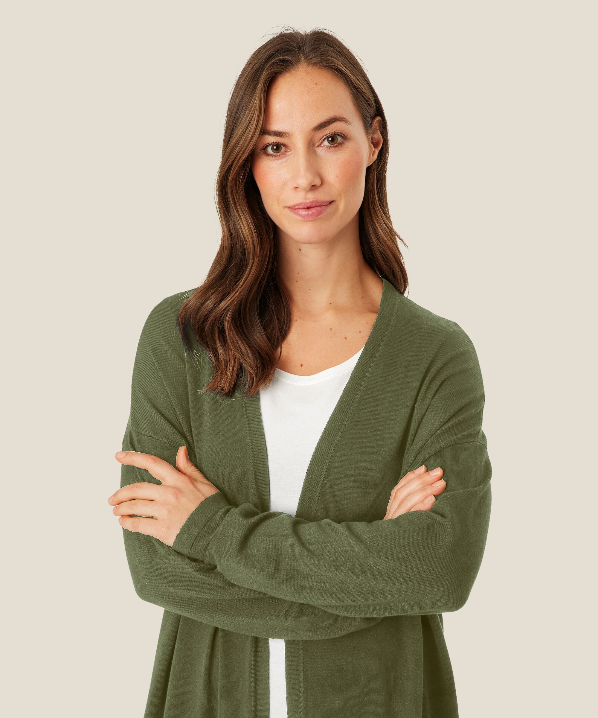 Lon Cardigan, D. Lichen Green