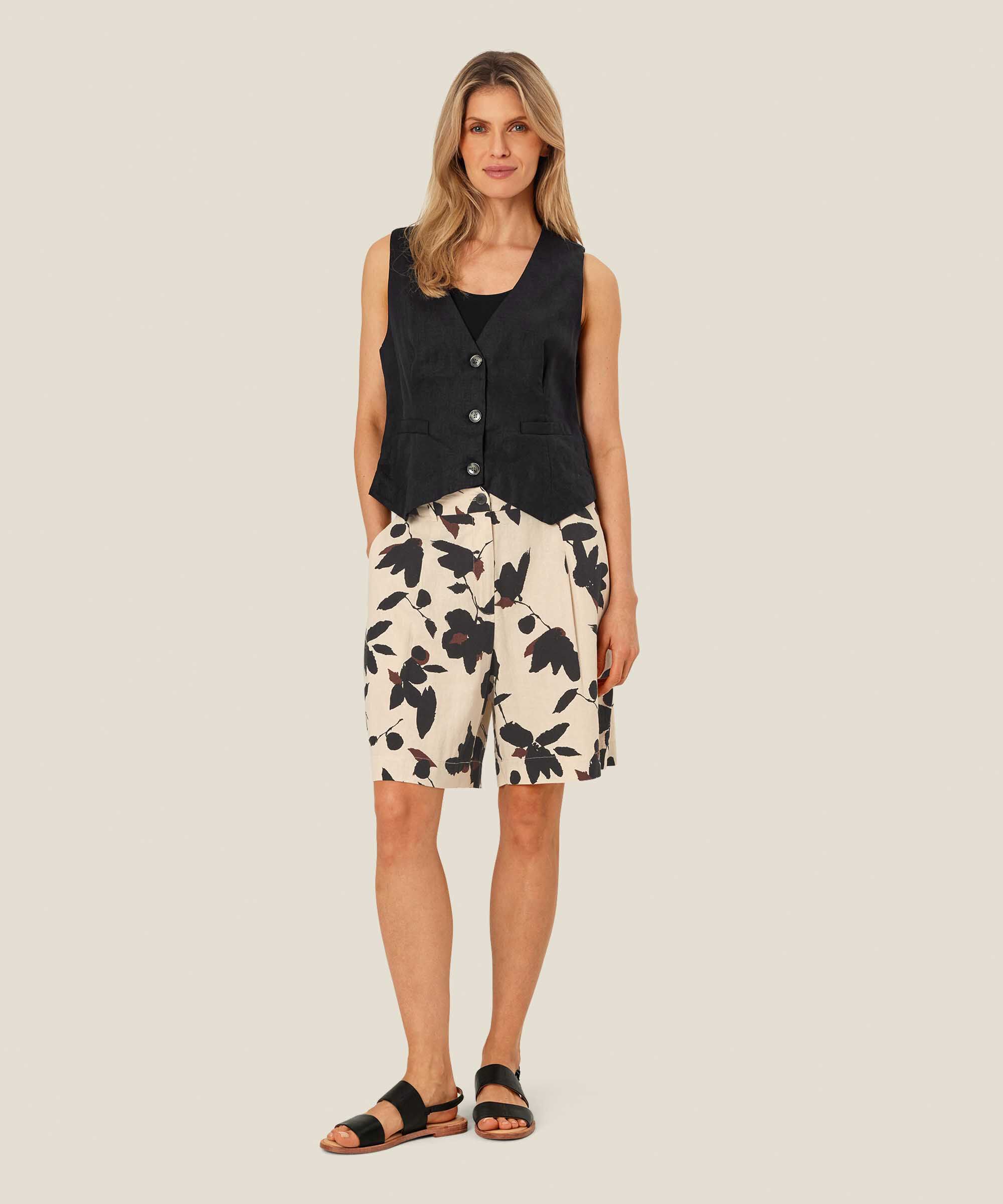 Jordyn Waistcoat, Black