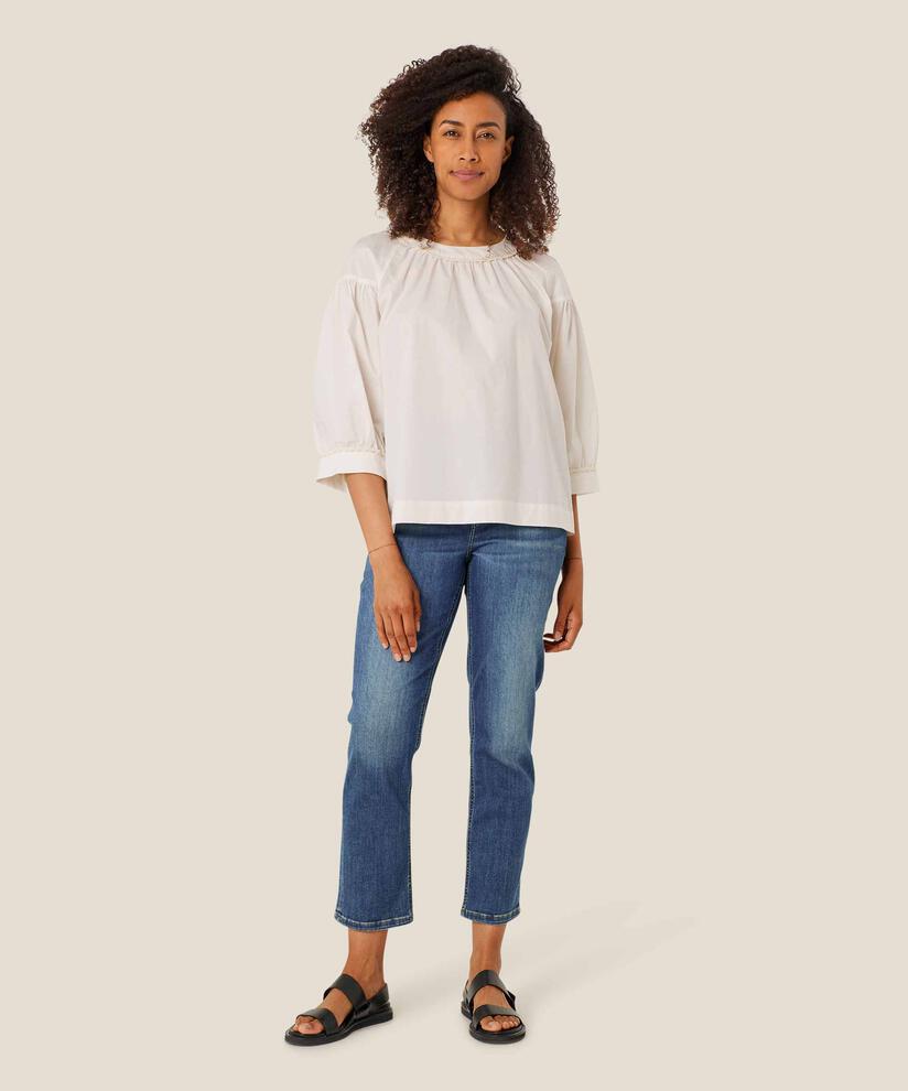Pomnare Denim Trousers, Basic Denim