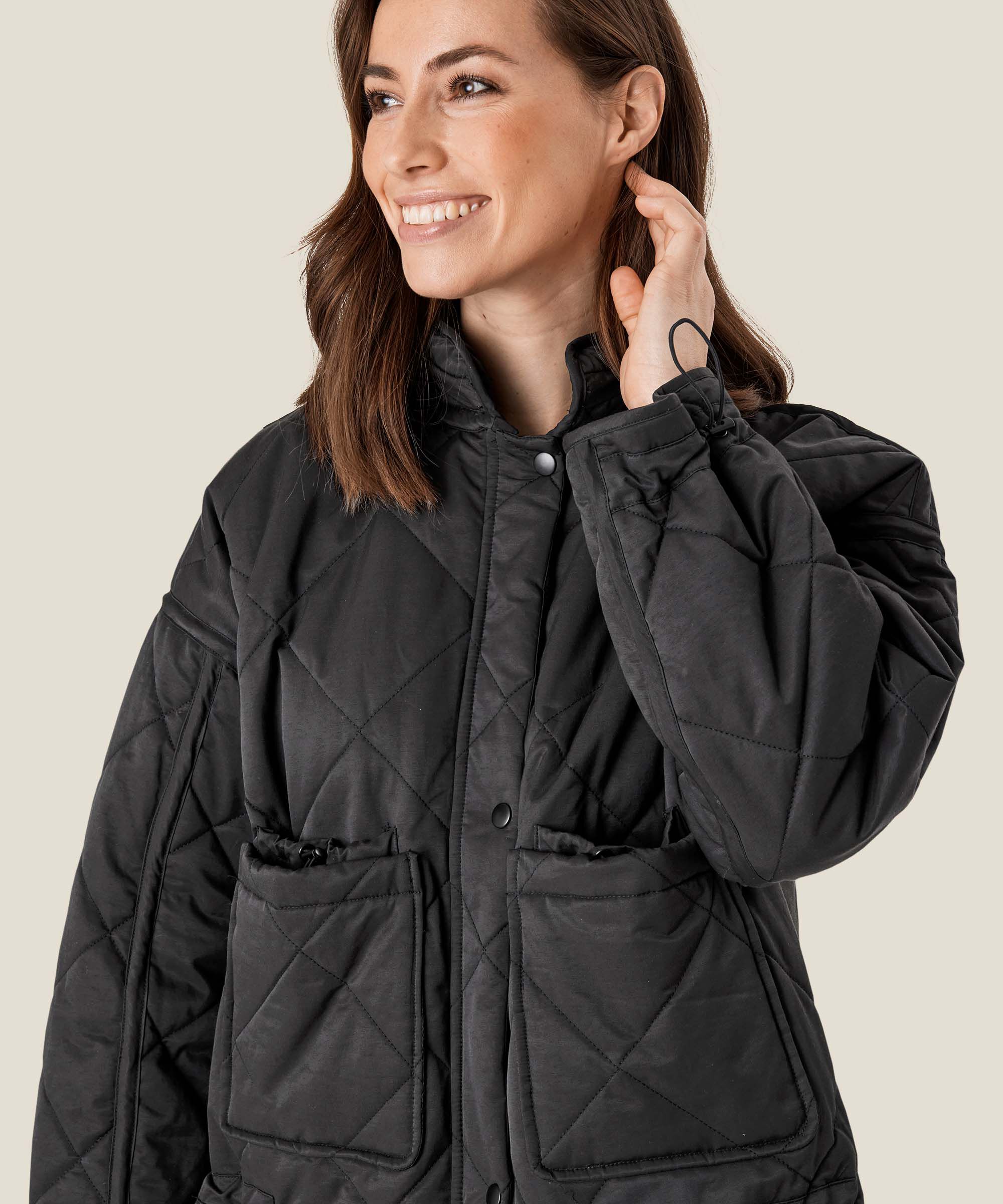 Tessie Coat, Black