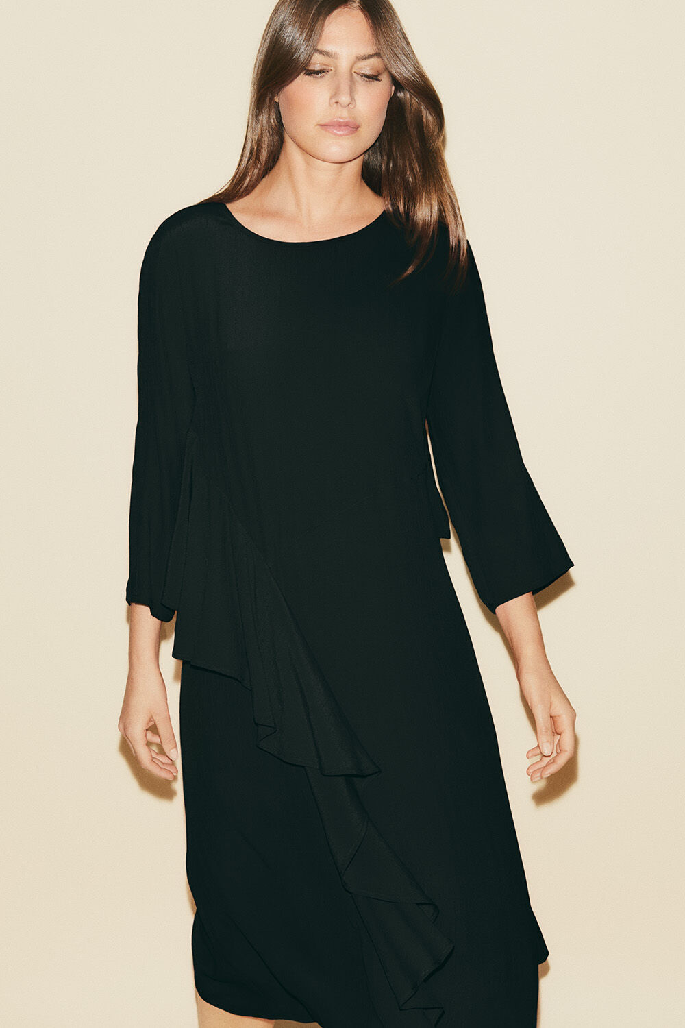 Nivelli Dress - Black