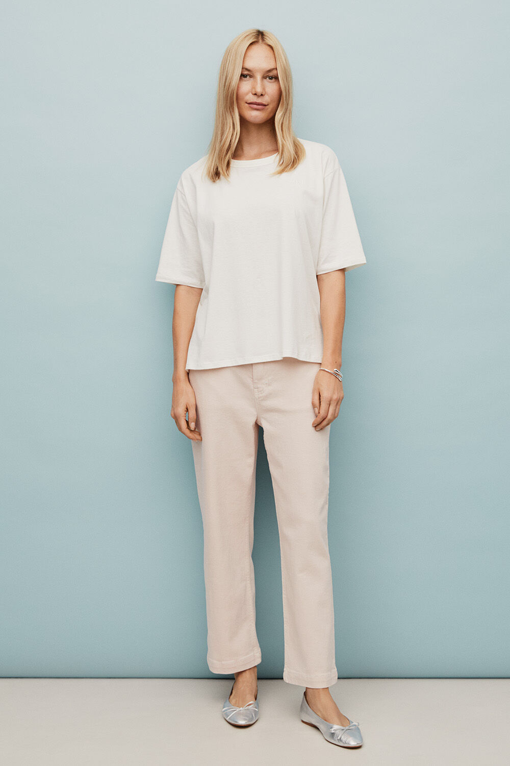 Doreann JERSEY Top - White, Ryselle Bracelet - Silver, Portiscan Denim Trousers - Primrose