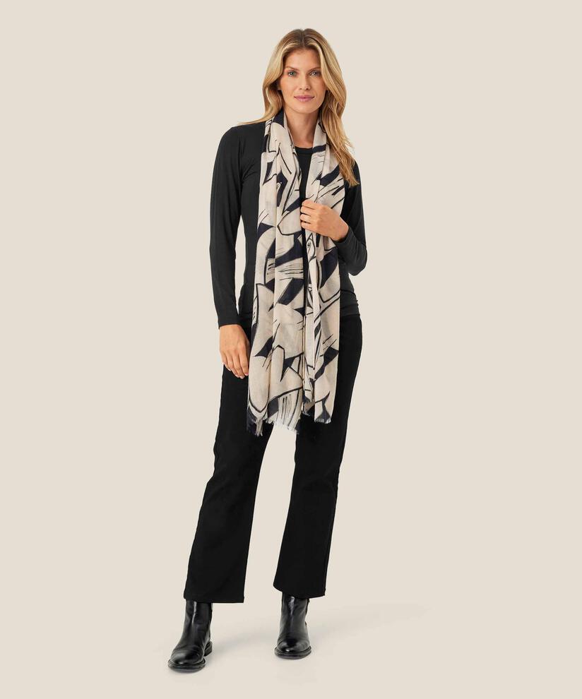 Almana Scarf, Fog