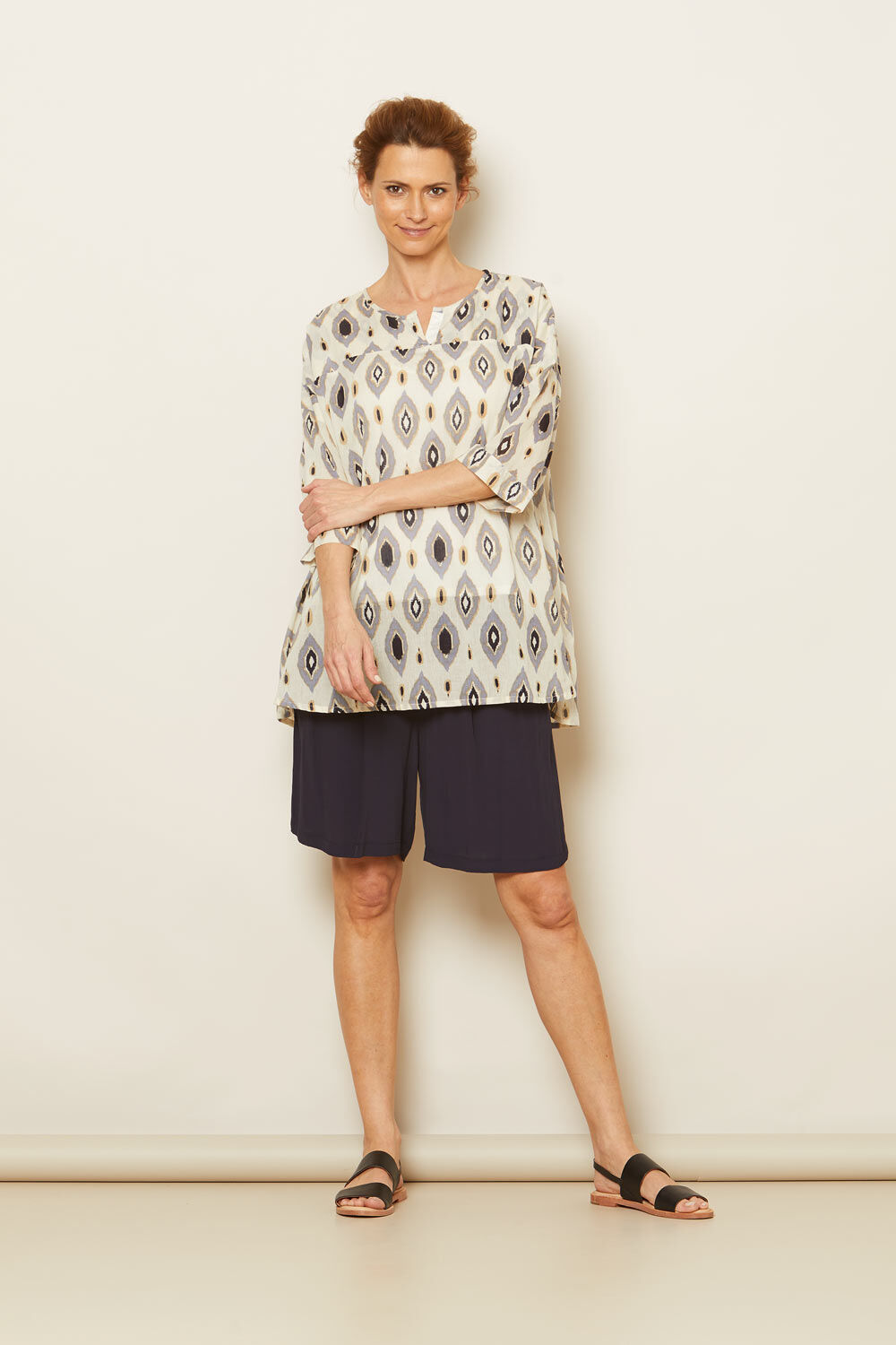 GAURI TUNIC, P. Impression