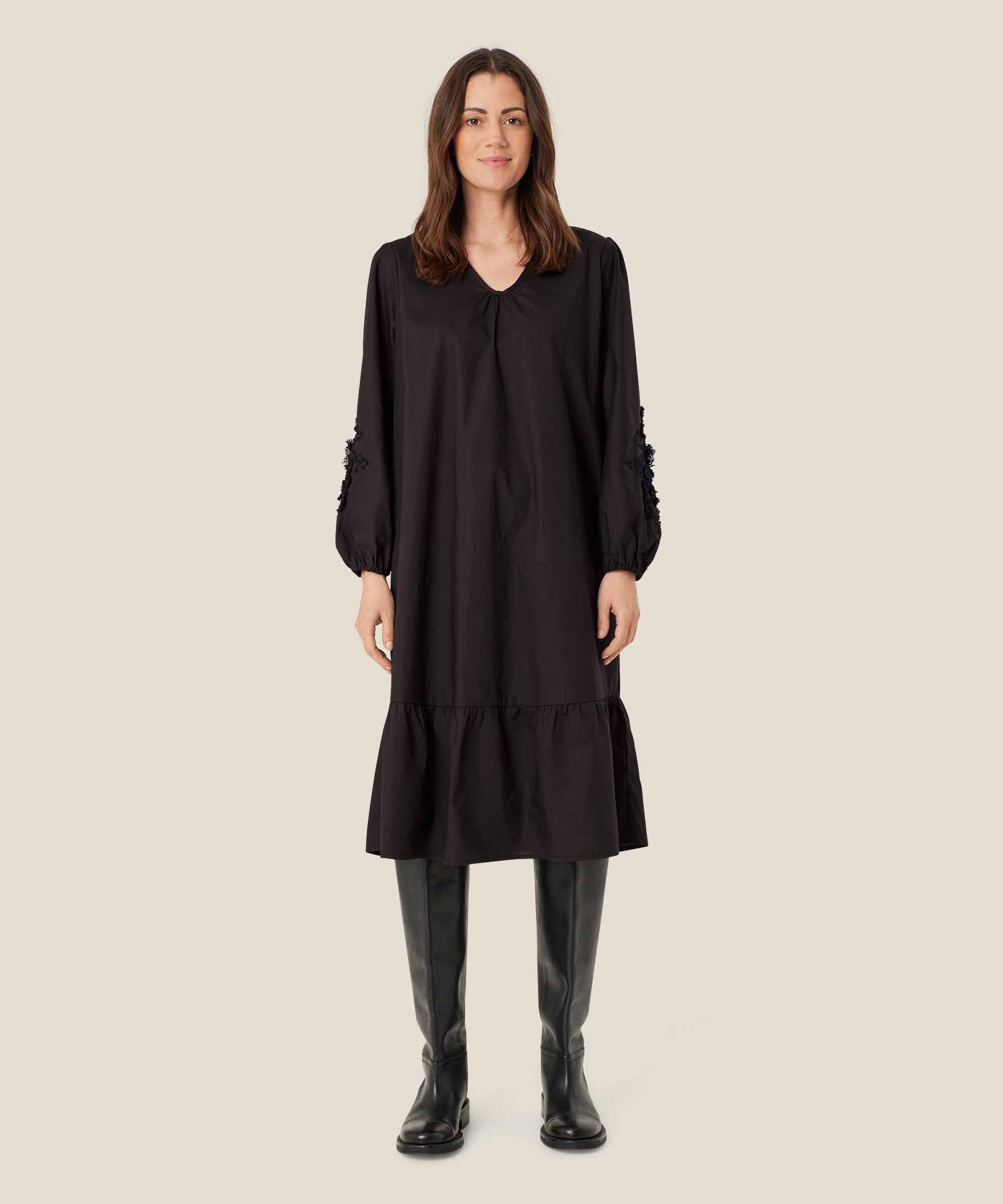 Najran Dress, Black