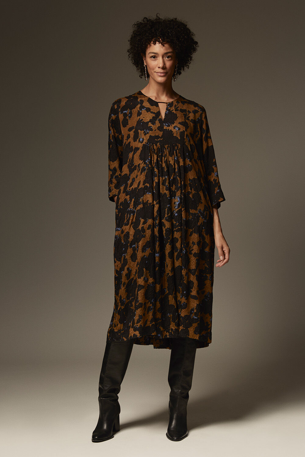 Nadyne Dress - Breen, Rumani Earrings - Gold