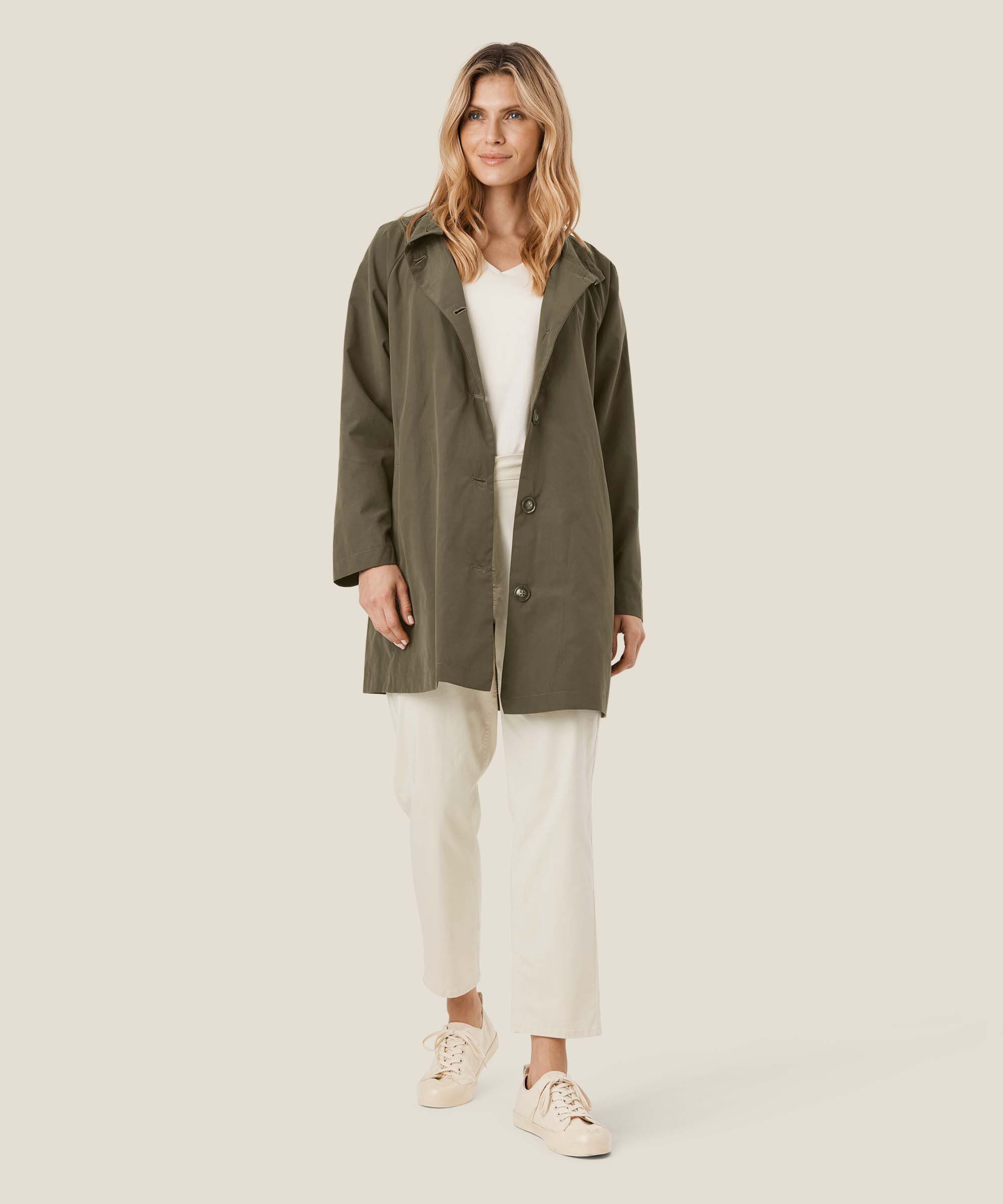 Teresa Coat, Crocodile