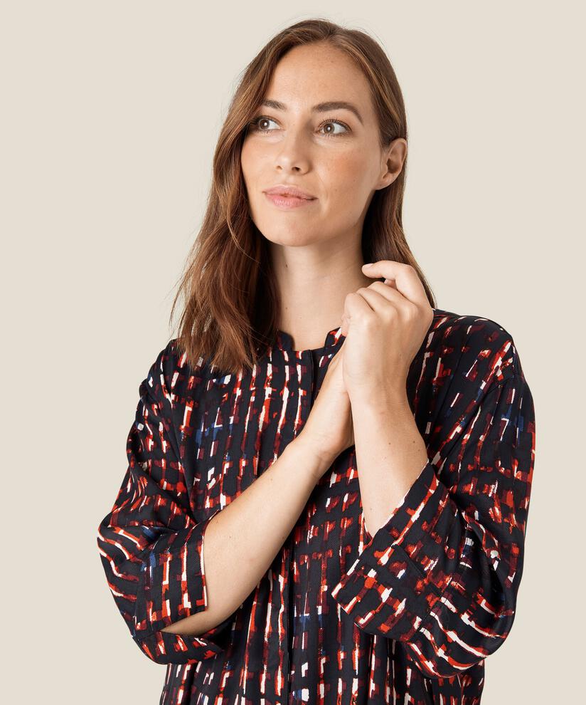 Geam Shirt, Potters Clay