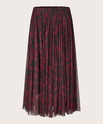Scarlet Skirt, Tawny Port