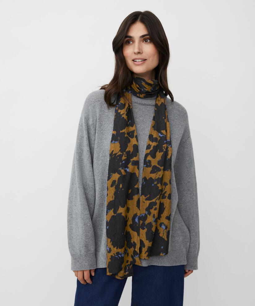 Along Scarf, Breen
